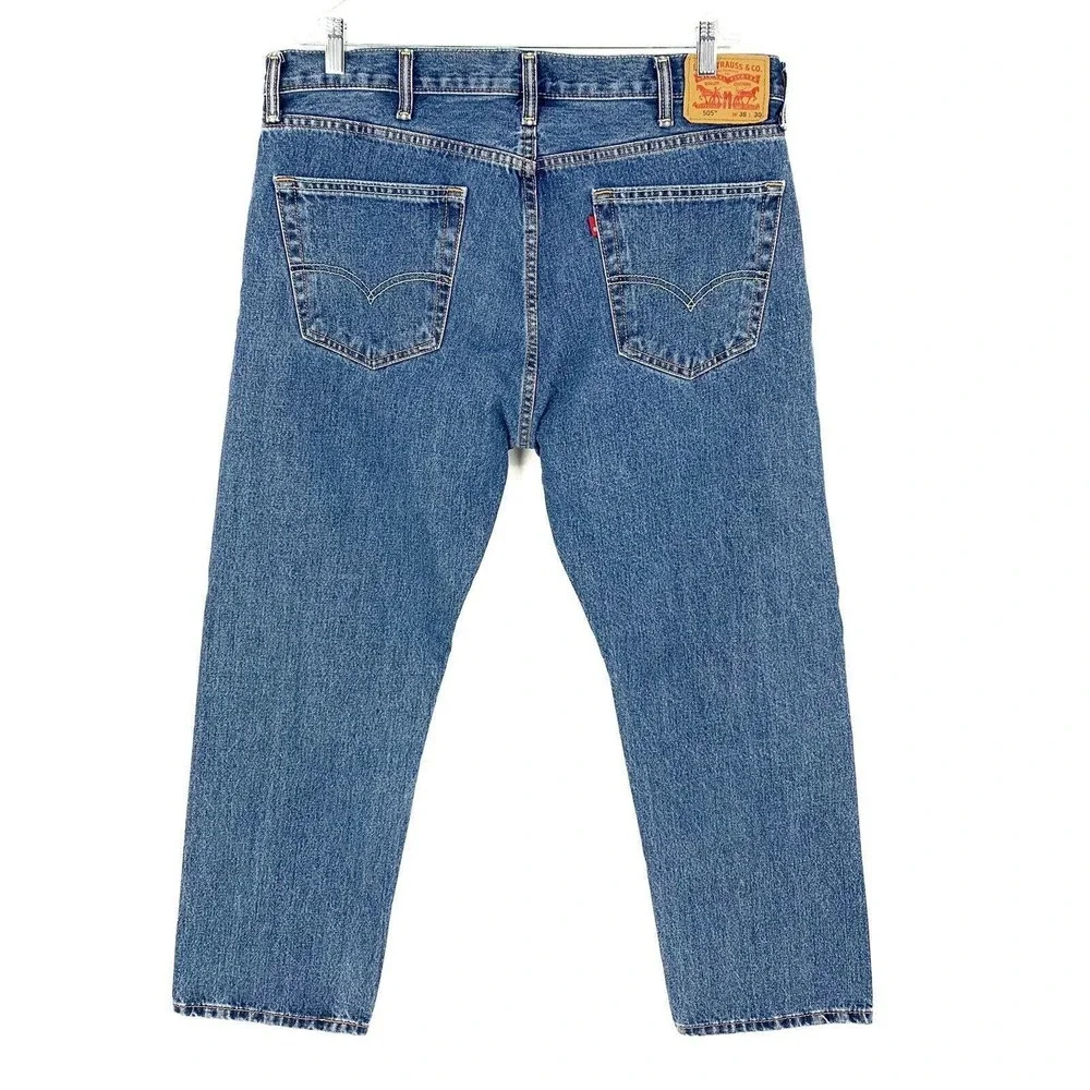 Levi’s 505 Relaxed Fit Tapered Leg Jeans Size 38x30 Medium Wash High Rise Cotton